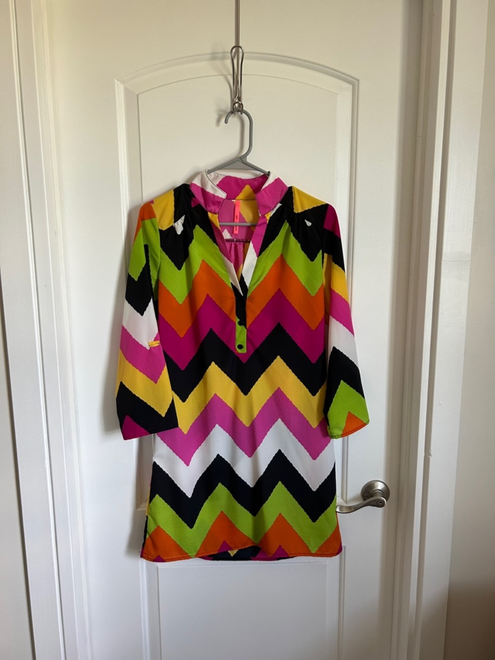 Long Sleeve Chevron Shift Dress in Multi-Color